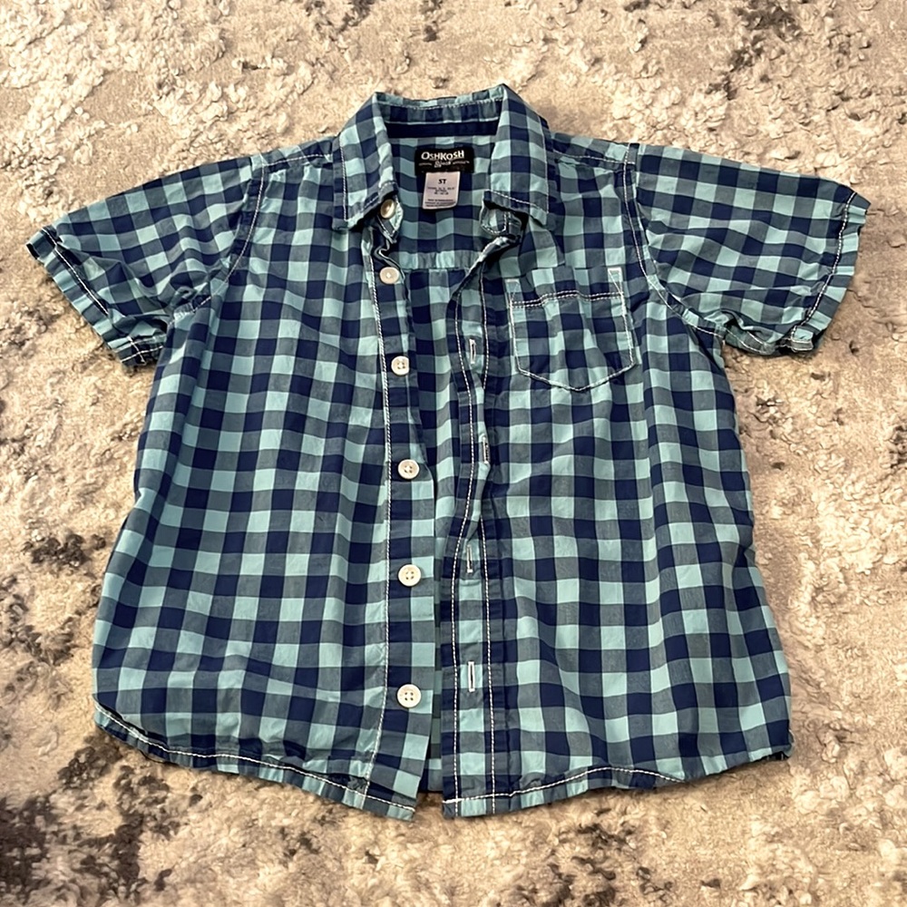 OshKosh Boys 5T Button Down Shirt